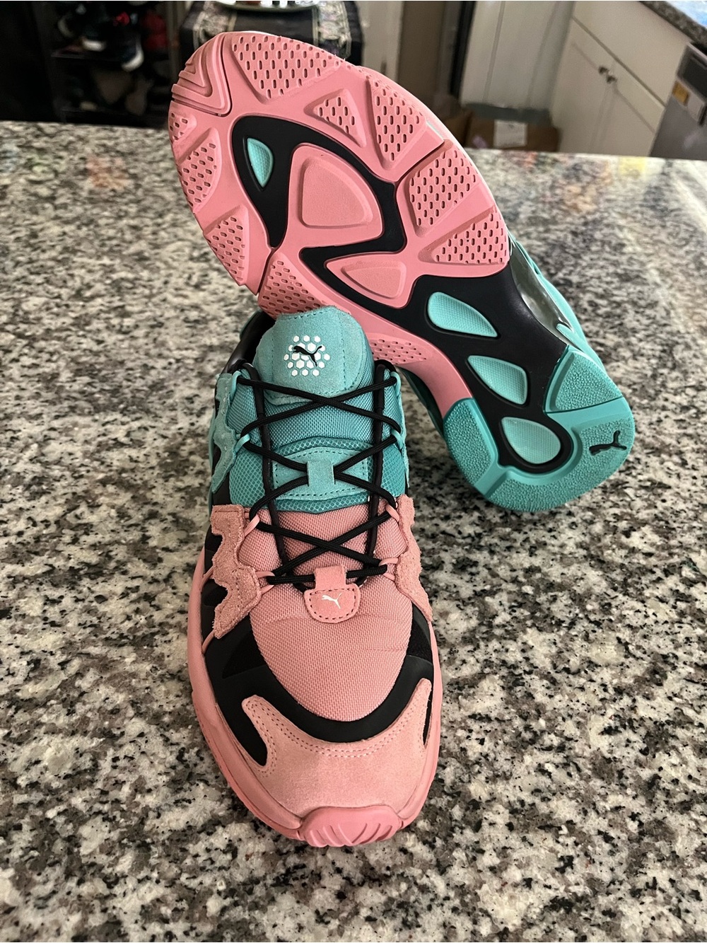 Men's Puma LQDCELL Omega Manga Cult Sneakers Limited Edition